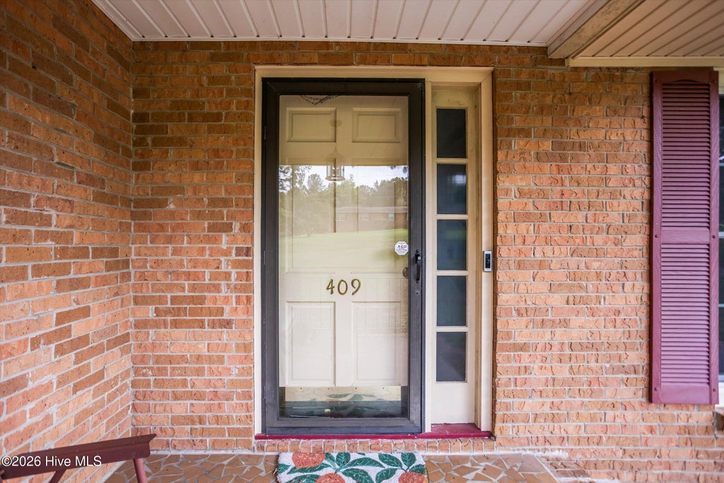 Photo of 409 Laurel Drive, Graniteville, SC 29829 (MLS # 100578740)