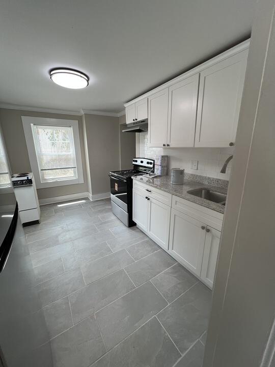 325 Meridian Avenue