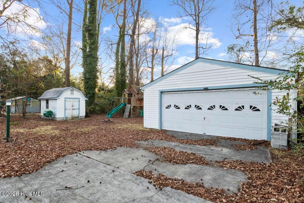 Photo of 419 Seminole Trail, Jacksonville, NC 28540 (MLS # 100526161)