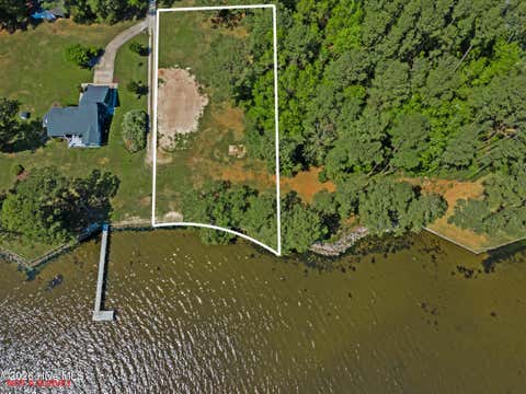 Vacant Land For Sale - 310 Myrtlewood Lane<br/> Bayboro, NC 28515