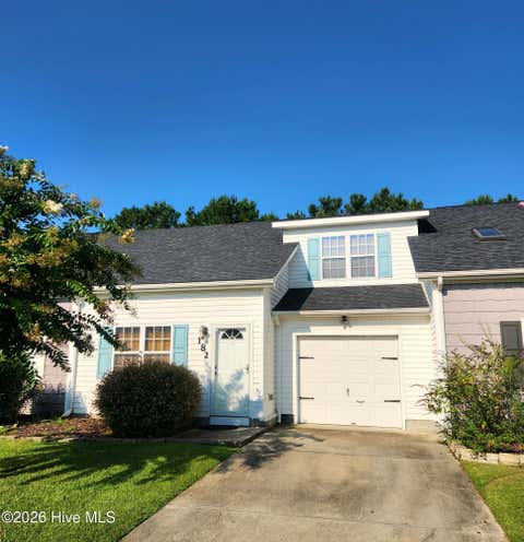Townhouse For Sale - 182 Kelly Circle<br/> Hubert, NC 28539