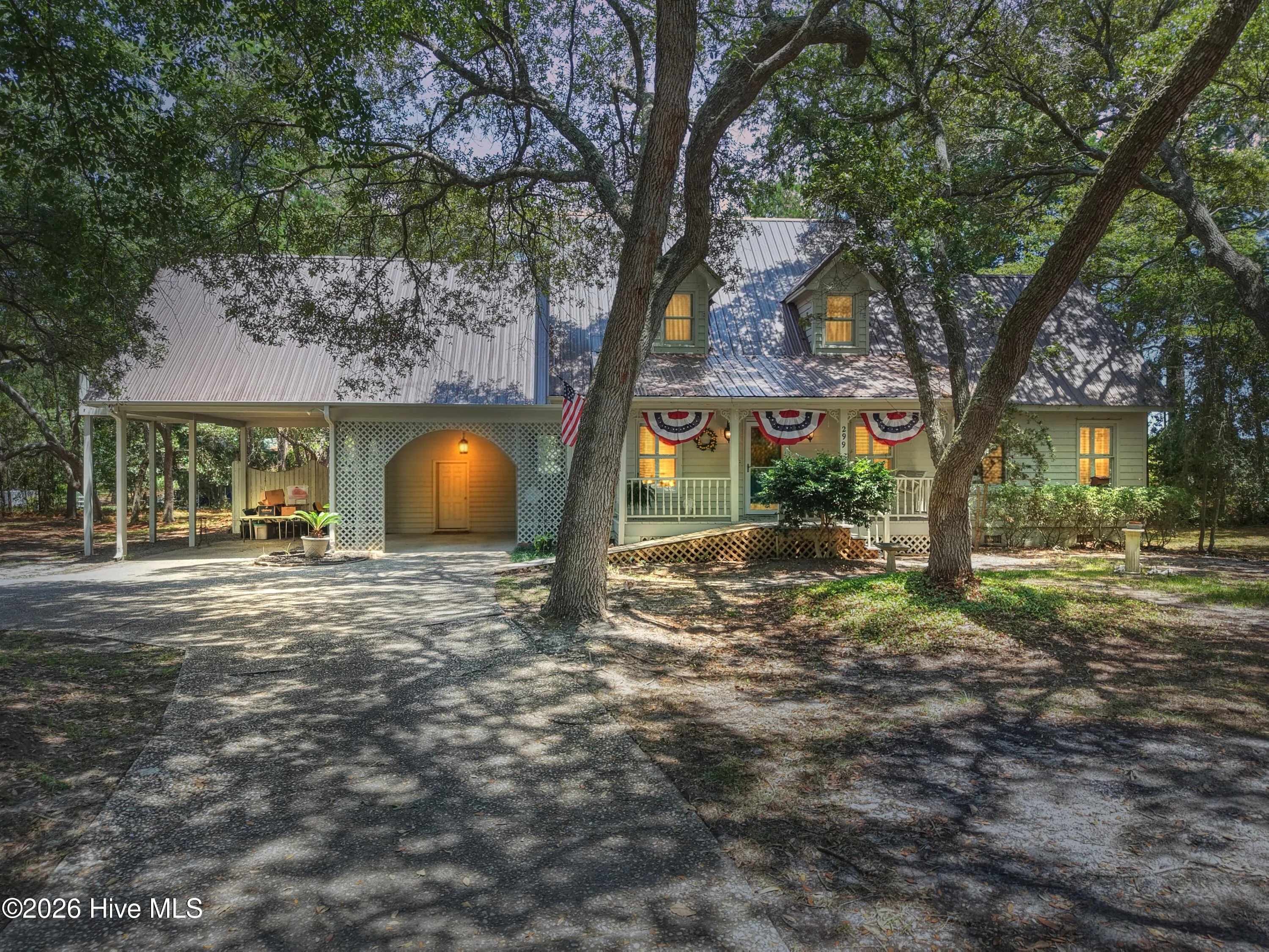 299 Riverside Drive SW