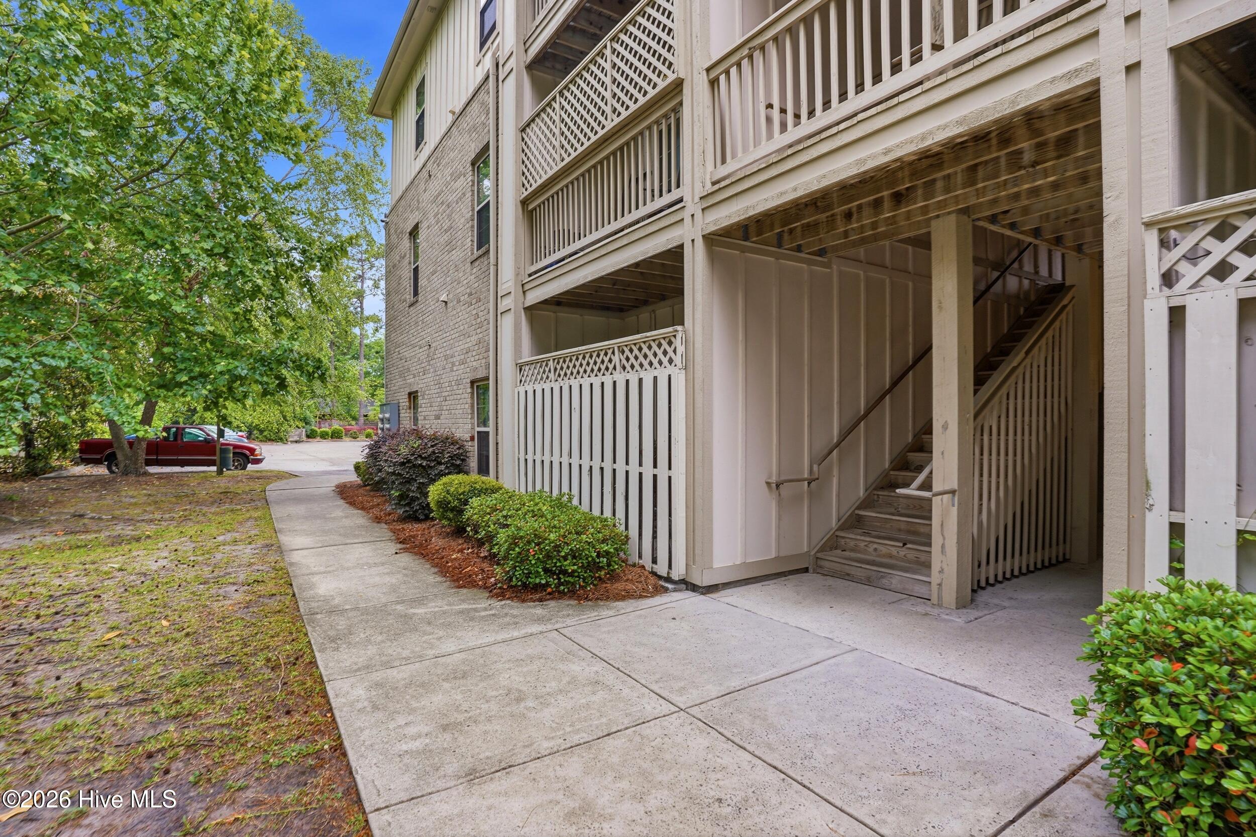 123 Covil Avenue 203