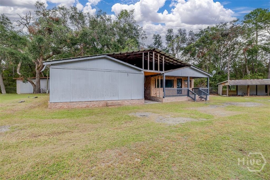 Photo of 667 Godfrey Road SE, Allenhurst, GA 31301 (MLS # SA346135)