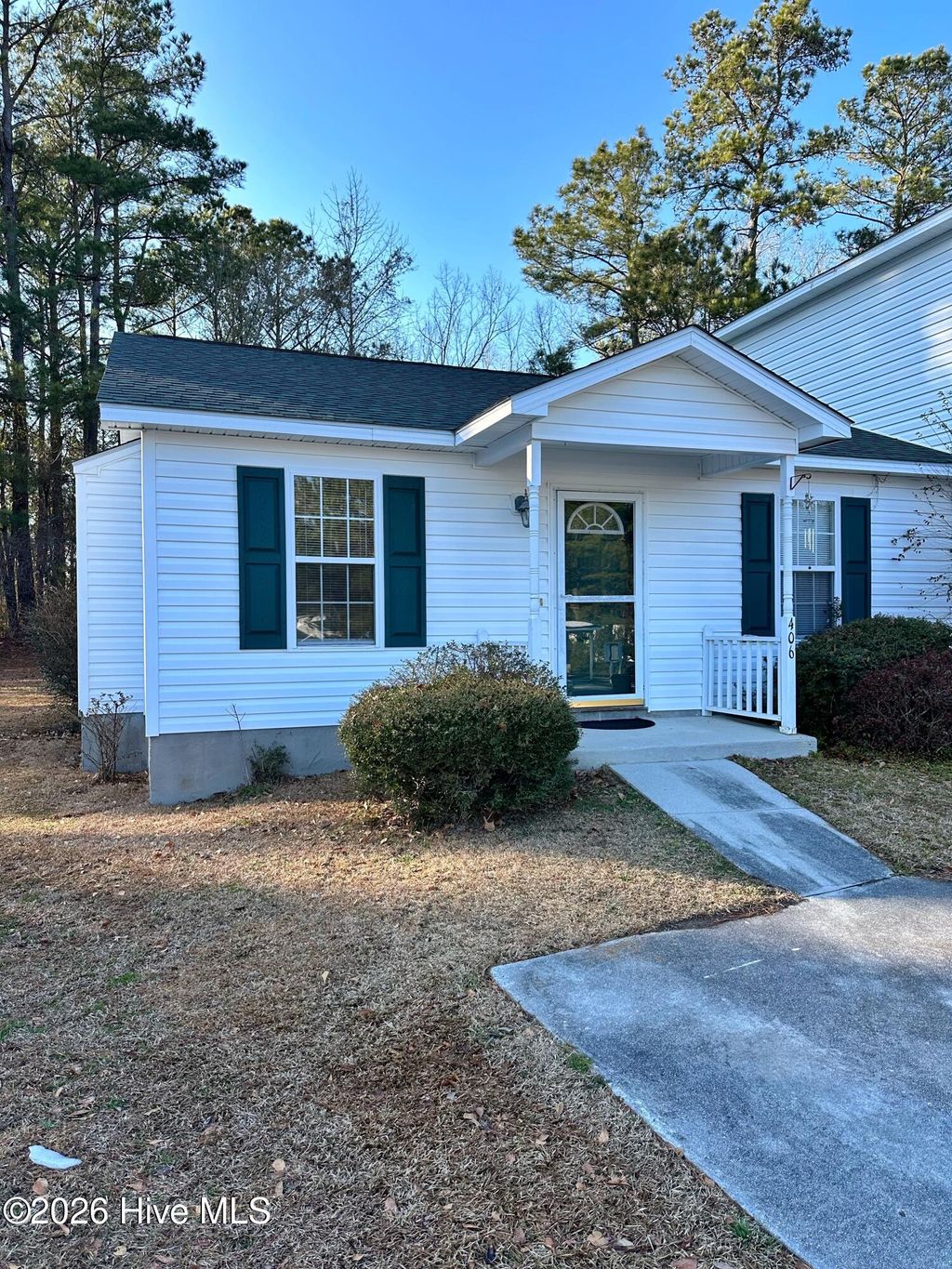 Photo of 406 Winners Circle N, Jacksonville, NC 28546 (MLS # 100553946)