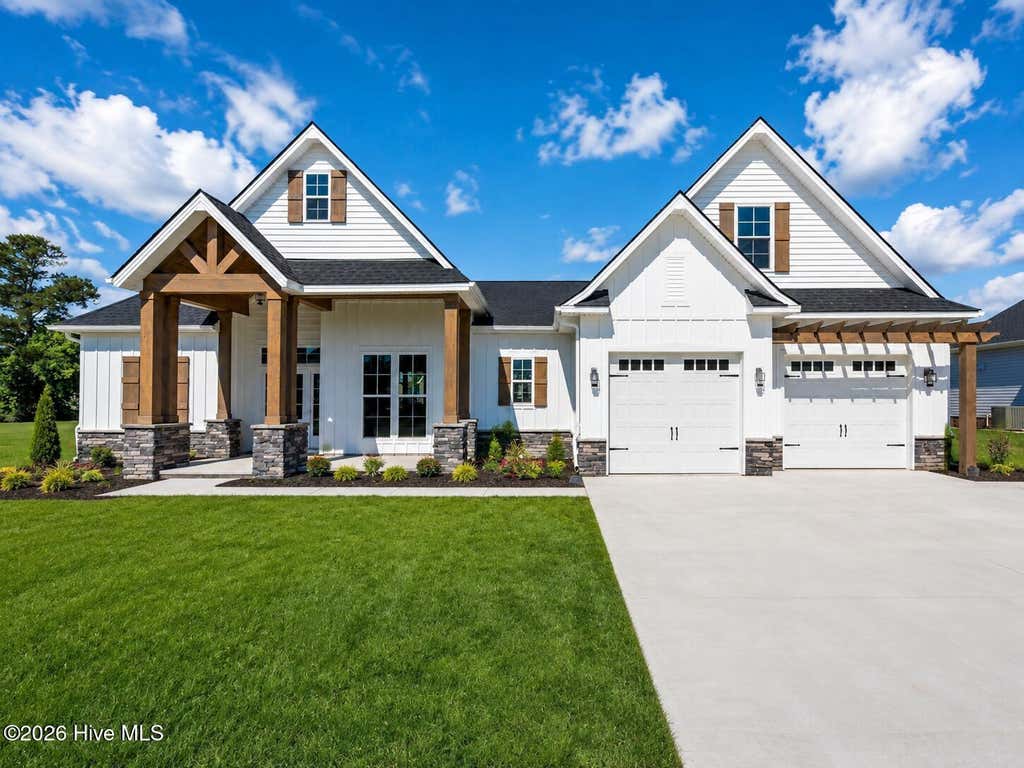 Photo of 914 Maggie Lane, Elizabeth City, NC 27909 (MLS # 100596216)