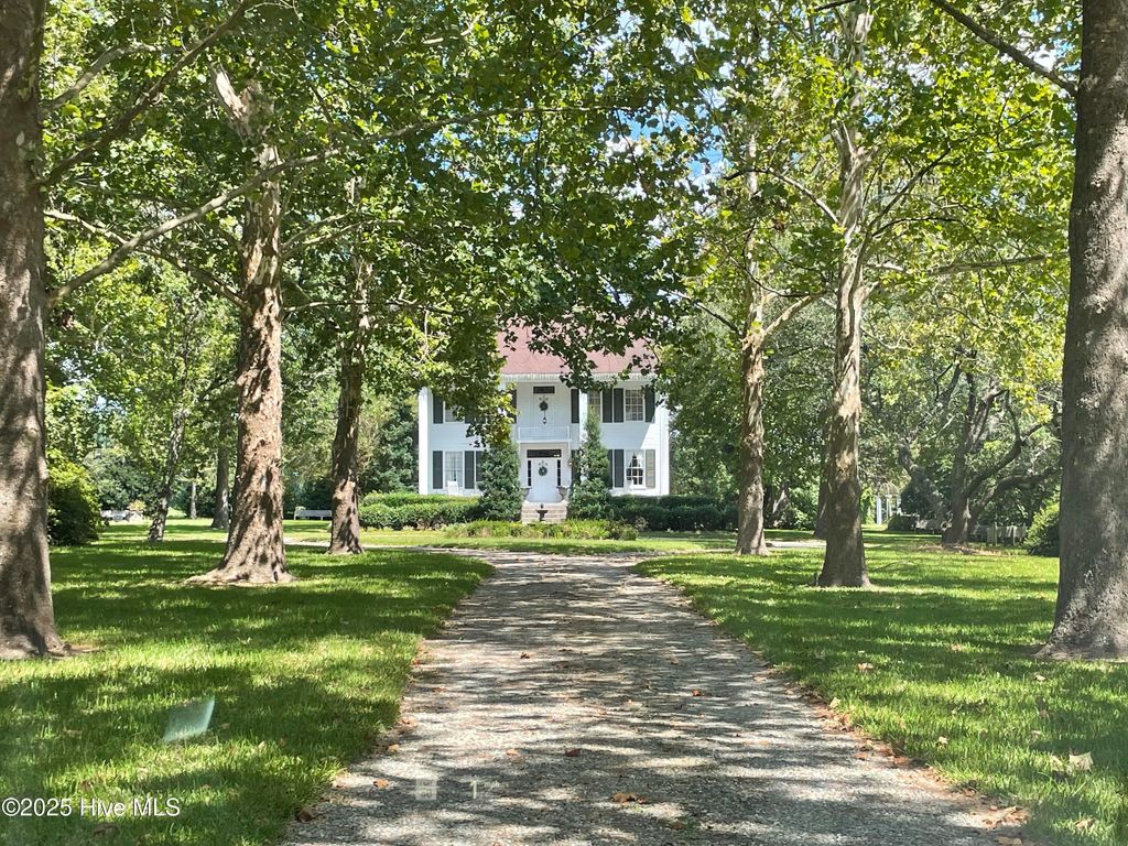 Photo of 1706 Belgrade Swansboro Road, Maysville, NC 28555 (MLS # 100531969)