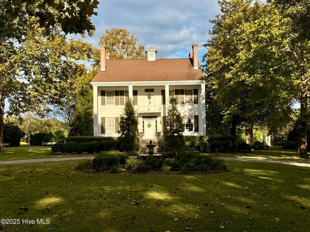 Photo of 1706 Belgrade Swansboro Road, Maysville, NC 28555 (MLS # 100531969)