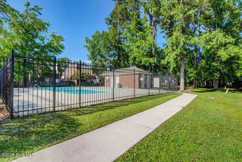 Tiny photo for 5022 Lamppost Circle, Wilmington, NC 28403 (MLS # 100559501)