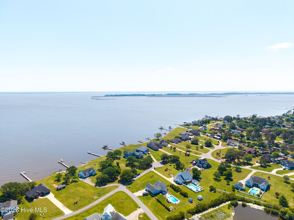 Photo of 111 Belle View, Currituck, NC 27929 (MLS # 100571708)