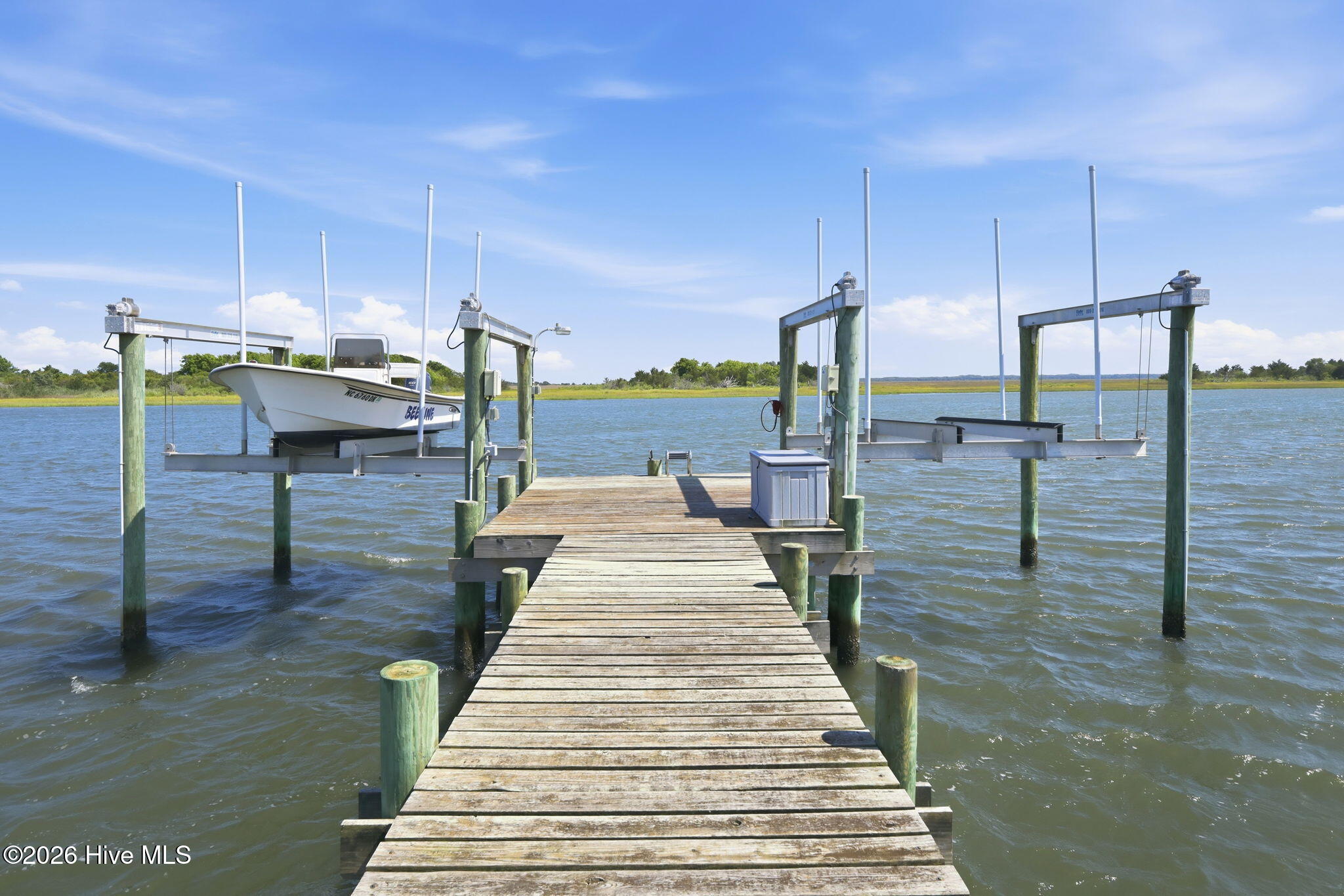 121 Harbour Drive