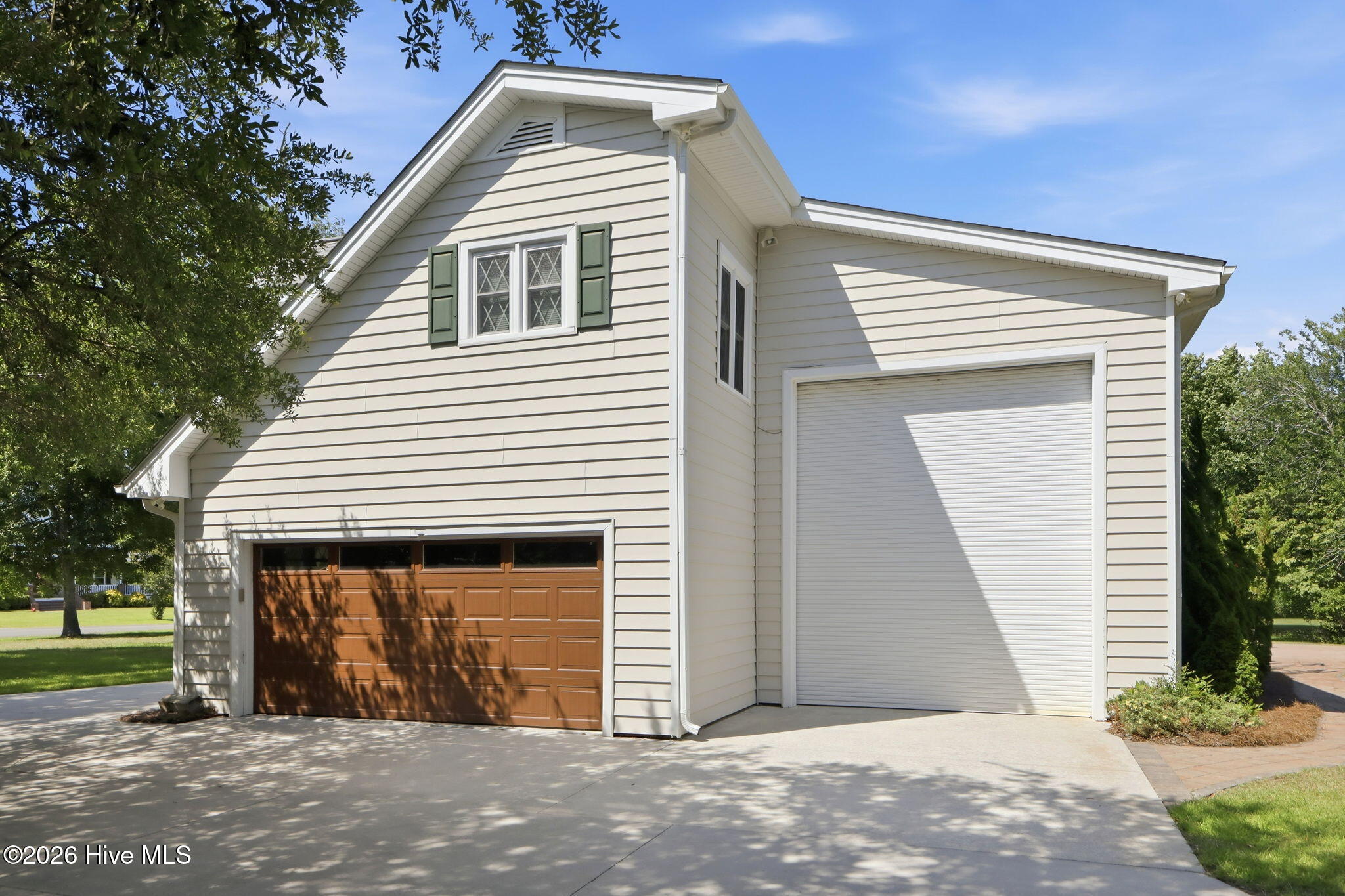 121 Harbour Drive