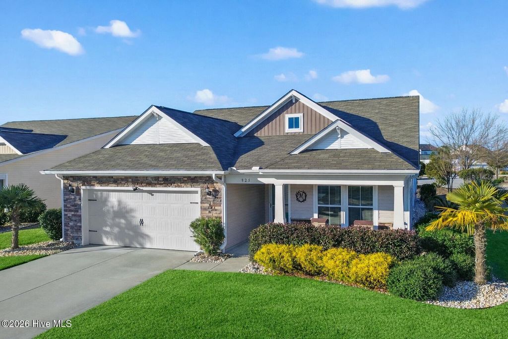 Photo of 925 Harwick Court SW, Ocean Isle Beach, NC 28469 (MLS # 100556472)