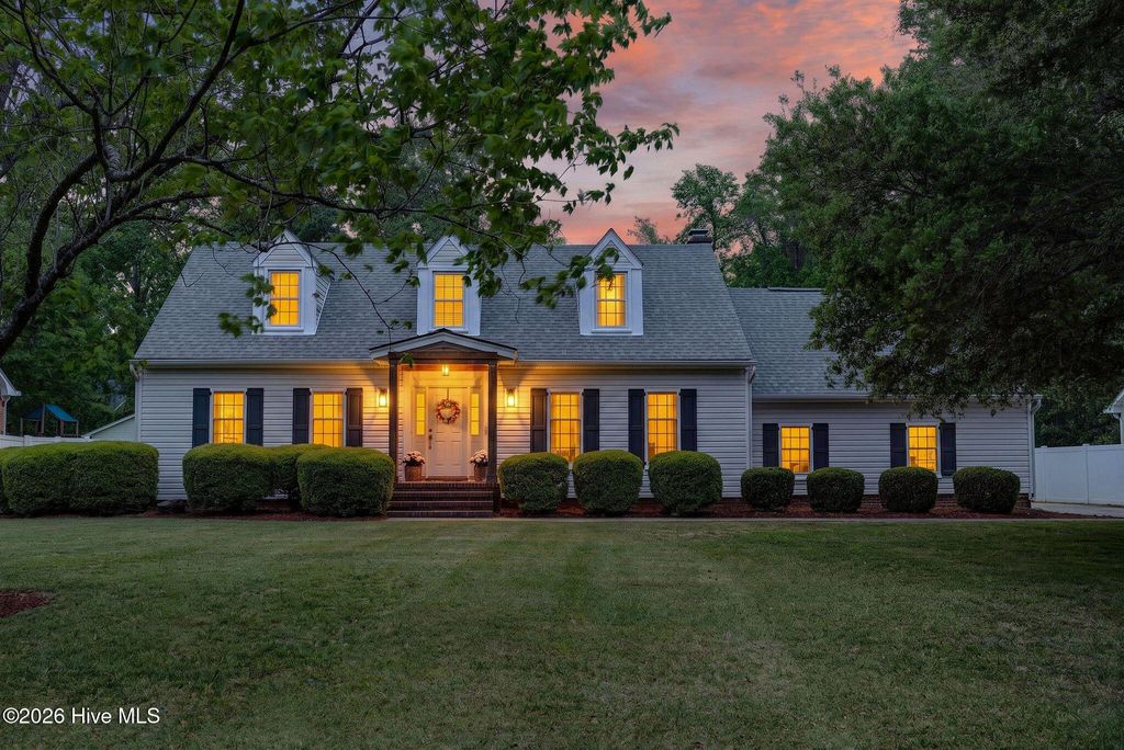 Photo of 310 Foxhall Court, Wilmington, NC 28412 (MLS # 100567485)