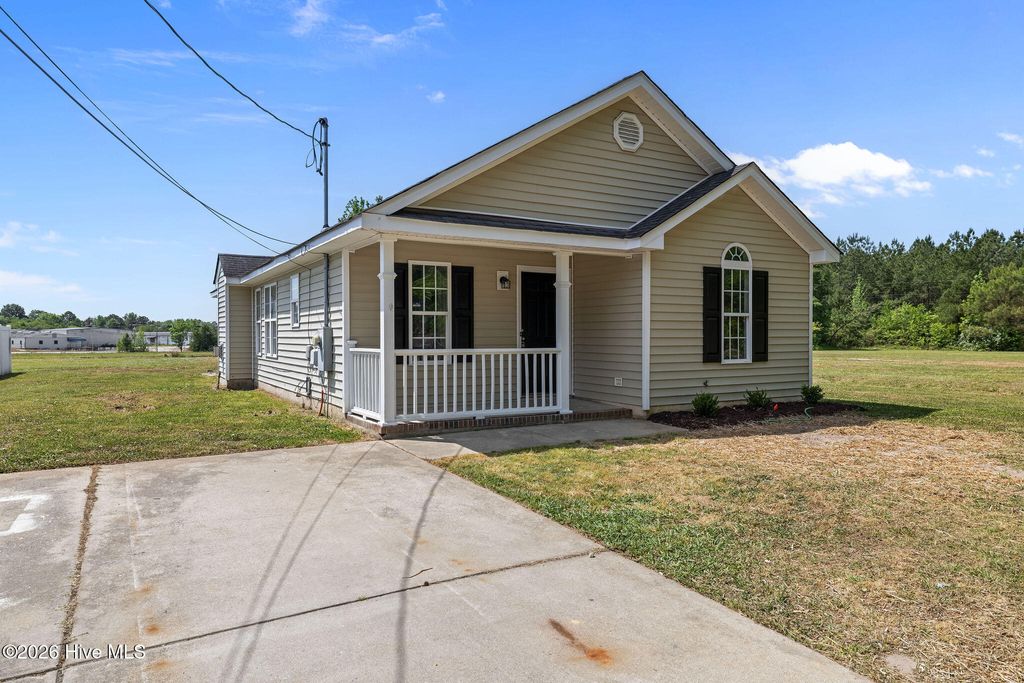 Photo of 724 Lincoln Street S, Wilson, NC 27893 (MLS # 100569118)