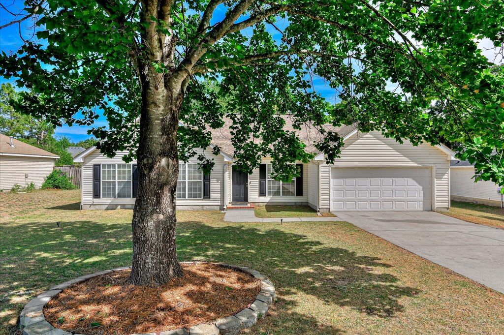 Photo of 180 Hunters Crossing, North Augusta, SC 29841 (MLS # 554310)