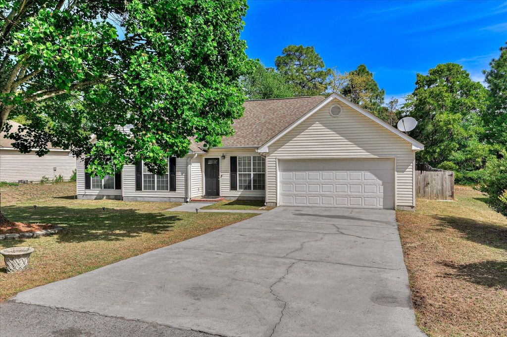 Photo of 180 Hunters Crossing, North Augusta, SC 29841 (MLS # 554310)