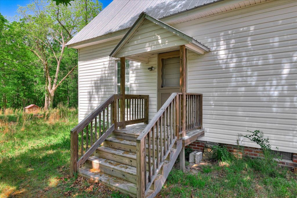 Photo of 1265 Gills Point Road, Tignall, GA 30668 (MLS # 554901)