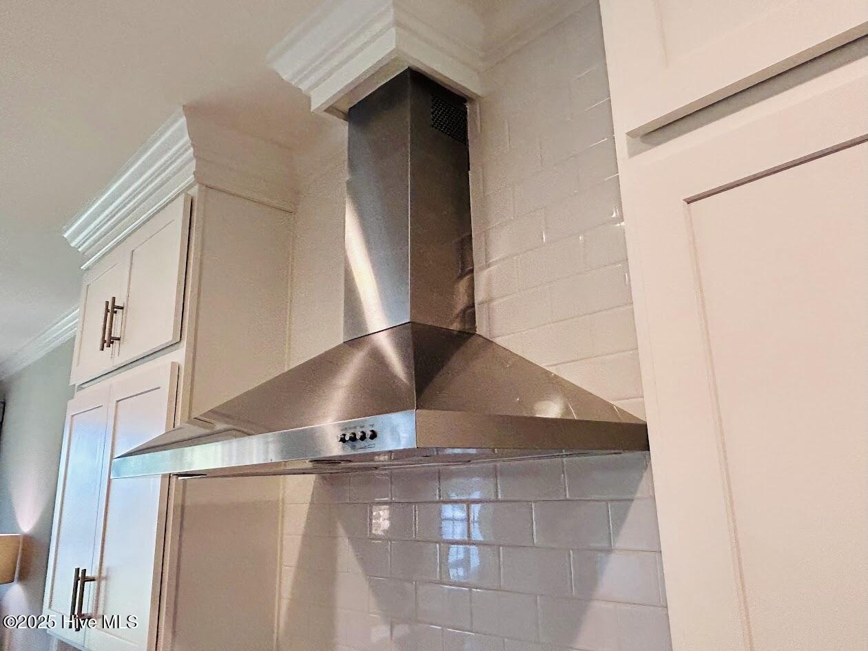 Hampstead, North Carolina 28443, United States, 4 Bedrooms Bedrooms, ,3 BathroomsBathrooms,Residential,Pending,255627