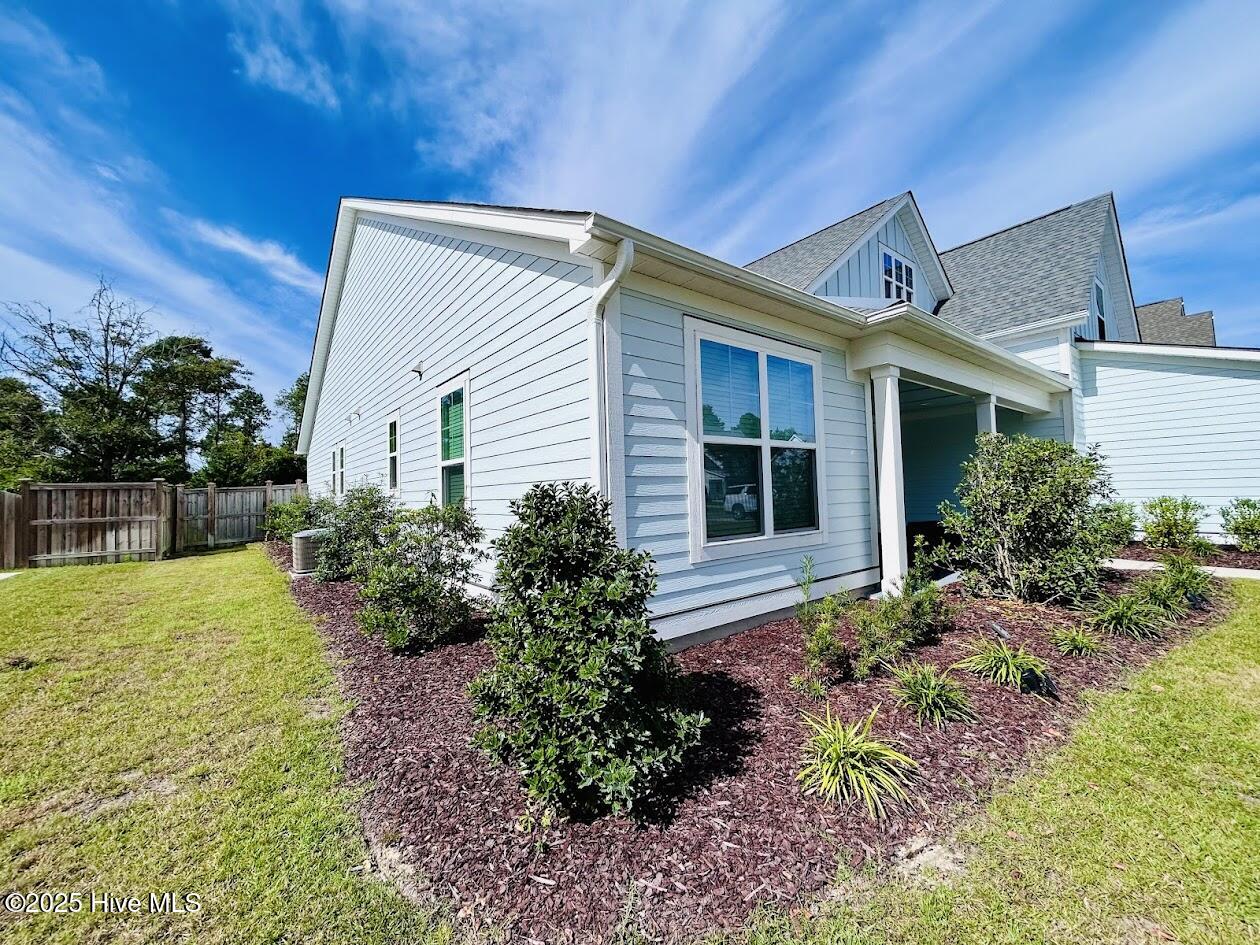 Hampstead, North Carolina 28443, United States, 4 Bedrooms Bedrooms, ,3 BathroomsBathrooms,Residential,Pending,255627