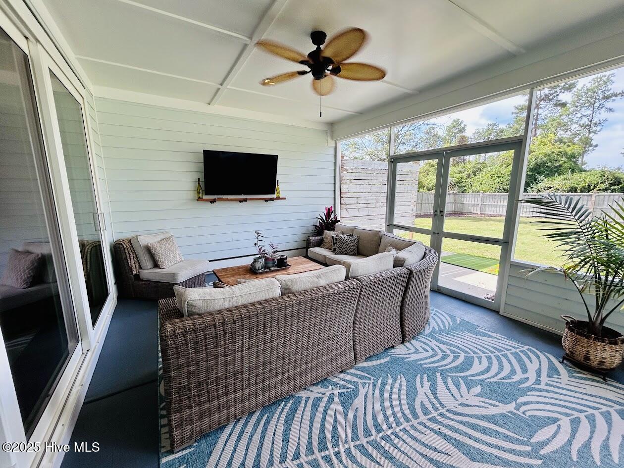 Hampstead, North Carolina 28443, United States, 4 Bedrooms Bedrooms, ,3 BathroomsBathrooms,Residential,Pending,255627