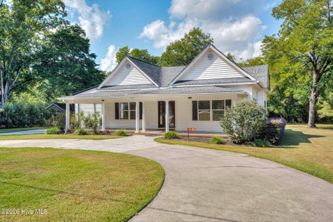 Photo of 423 Goshen Street, Lincolnton, GA 30817 (MLS # 100608598)