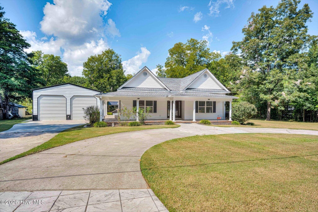 Photo of 423 Goshen Street, Lincolnton, GA 30817 (MLS # 100608598)