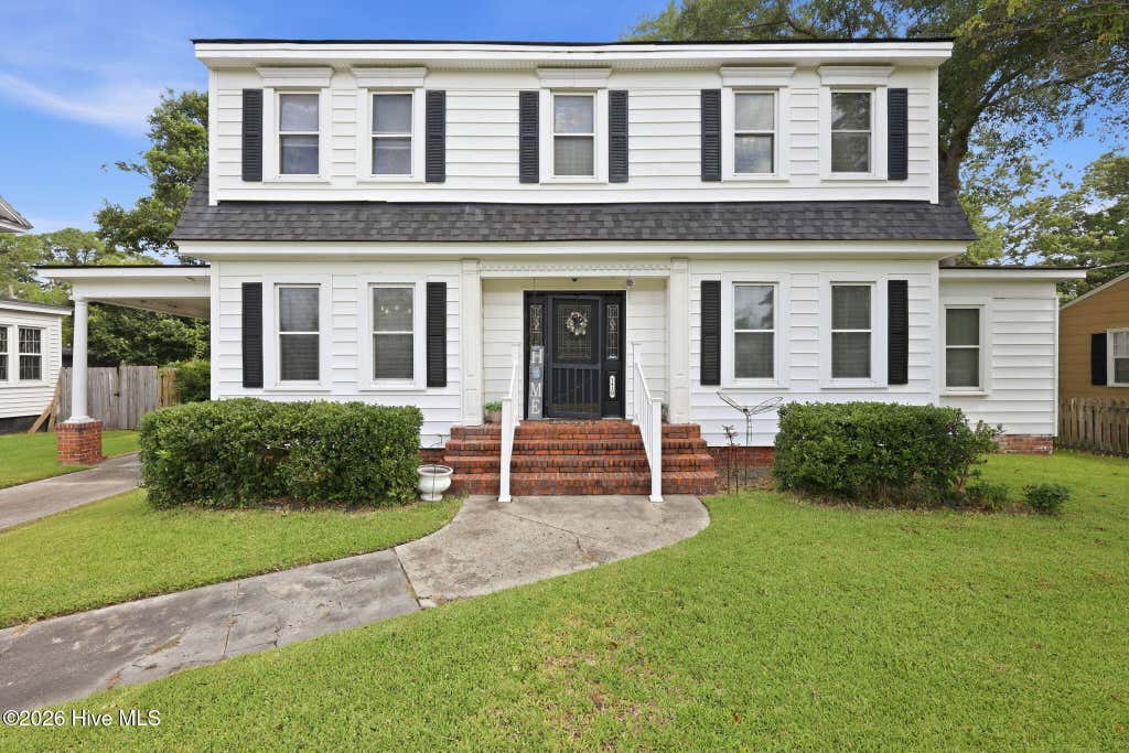Photo of 1410 Rhem Avenue, New Bern, NC 28560 (MLS # 100594108)