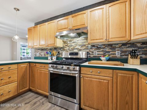 Tiny photo for 94 Evergreen Drive, Hubert, NC 28539 (MLS # 100573575)
