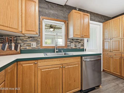 Tiny photo for 94 Evergreen Drive, Hubert, NC 28539 (MLS # 100573575)