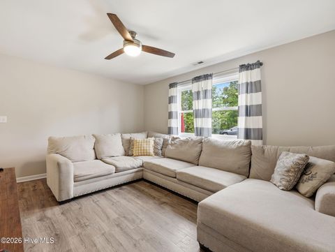 Tiny photo for 94 Evergreen Drive, Hubert, NC 28539 (MLS # 100573575)