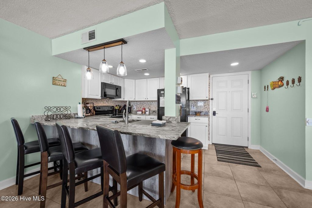 Photo of 2000 New River Inlet Road #Unit 2606, North Topsail Beach, NC 28460 (MLS # 100565152)