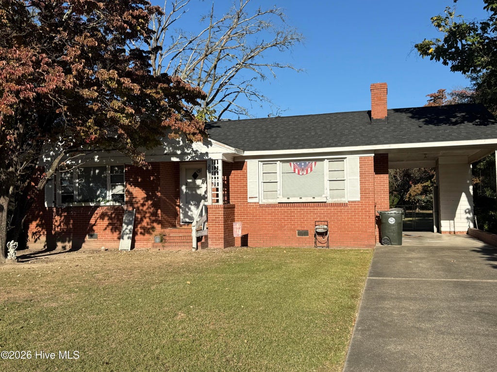 Photo of 2703 Ridgecrest Drive, Goldsboro, NC 27534 (MLS # 100612837)