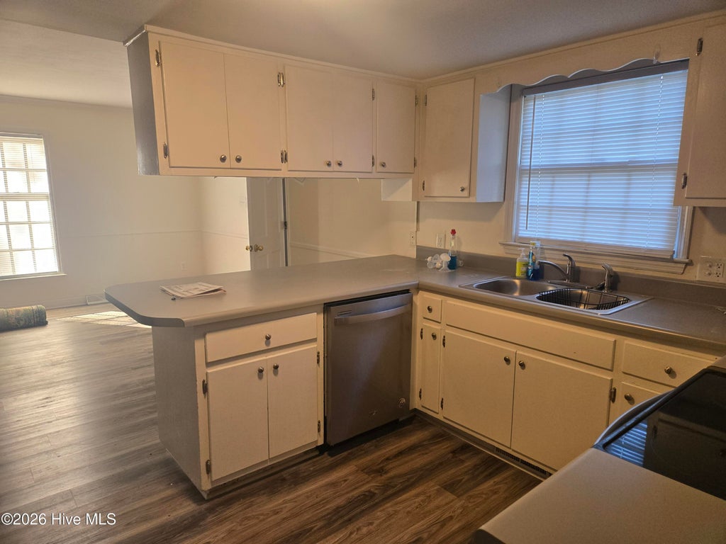 Photo of 816 W Covington Street, Laurinburg, NC 28352 (MLS # 100612329)