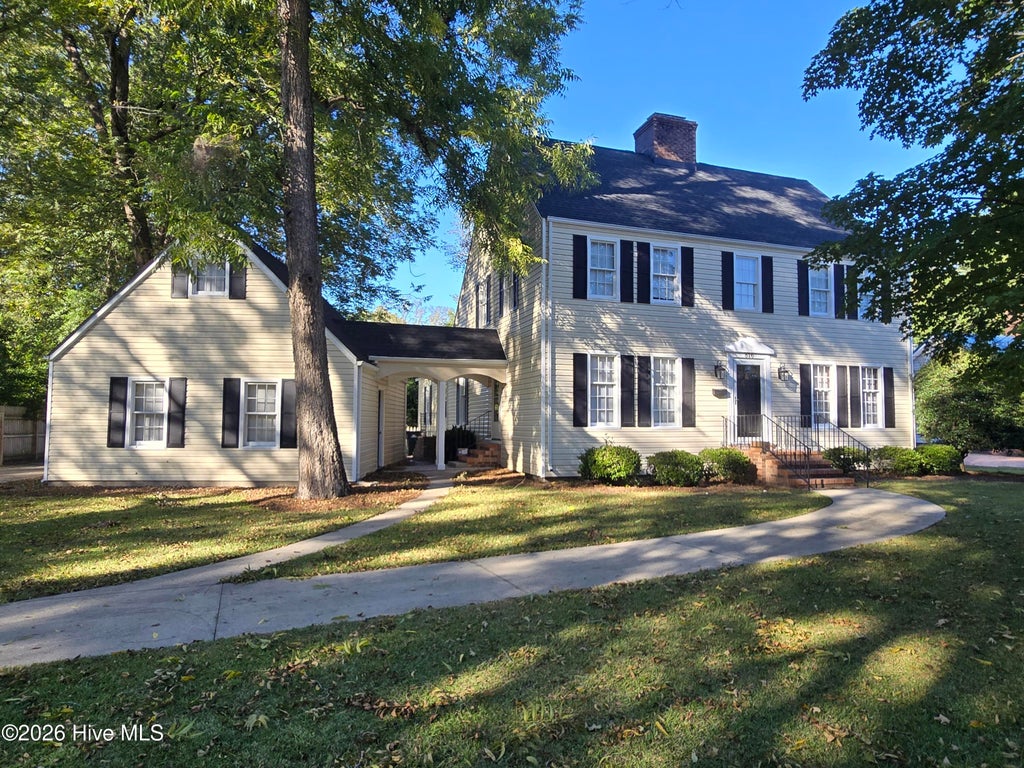 Photo of 816 W Covington Street, Laurinburg, NC 28352 (MLS # 100612329)