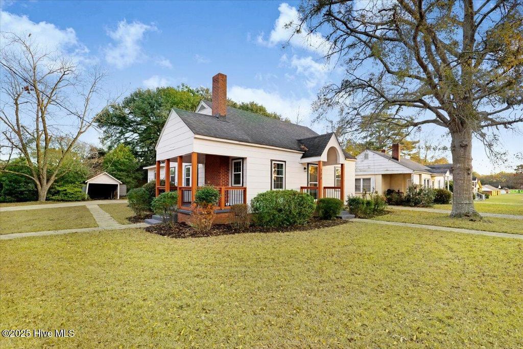 Photo of 700 S Audubon Avenue, Goldsboro, NC 27530 (MLS # 100544963)