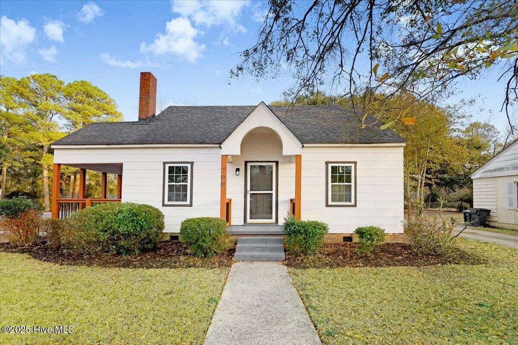 Photo of 700 S Audubon Avenue, Goldsboro, NC 27530 (MLS # 100544963)