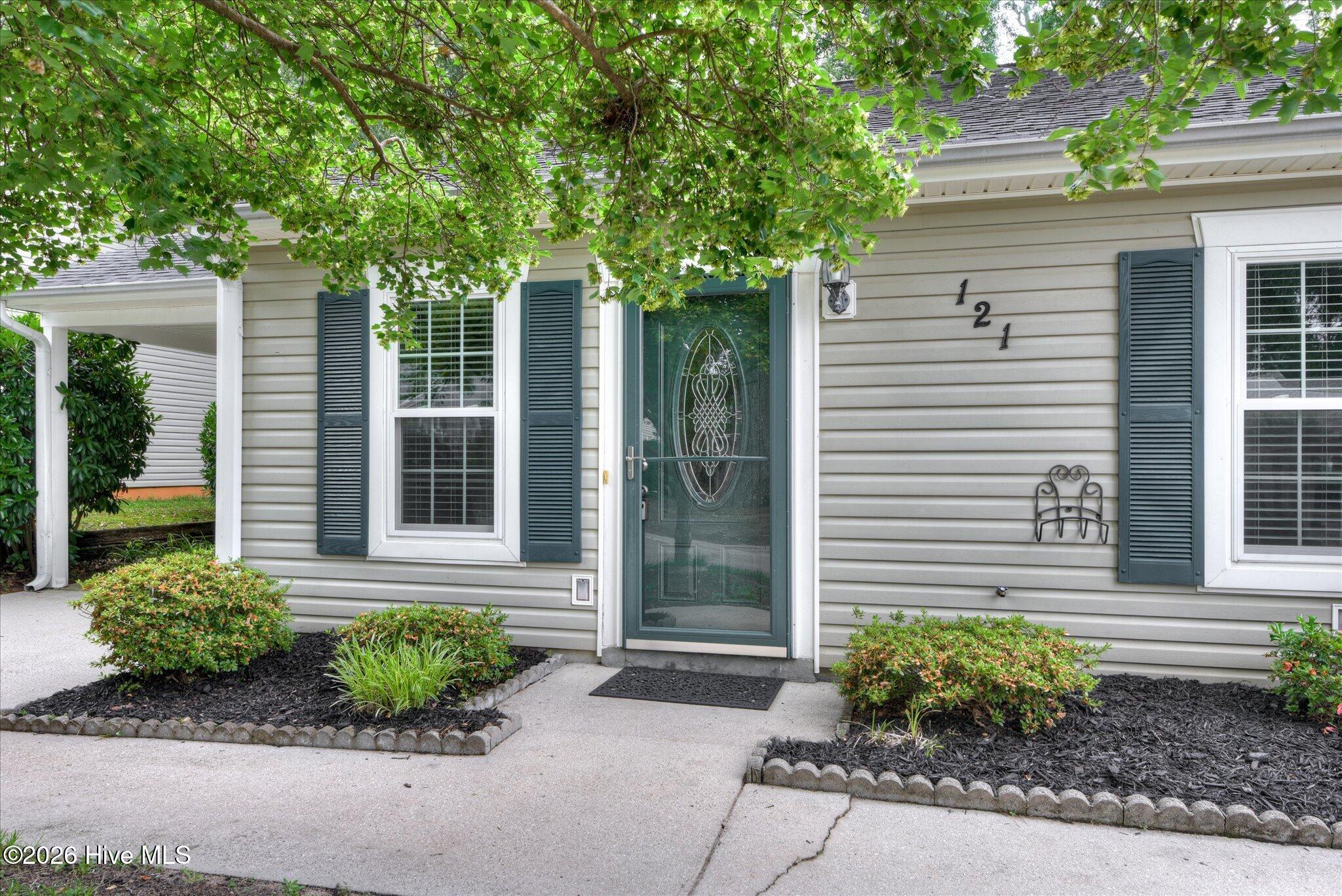 121 Singletree Lane