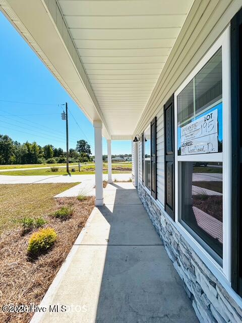 Photo of 148 Woodford Drive, Jacksonville, NC 28540 (MLS # 100578916)