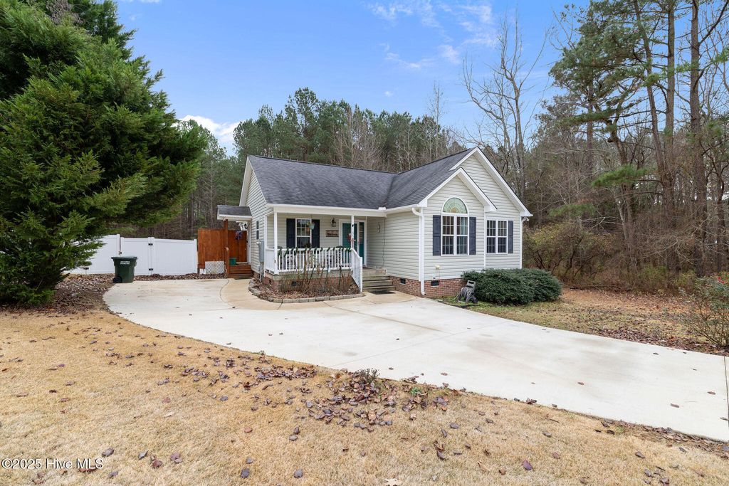 Photo of 35 S Dandelion Green Court, Selma, NC 27576 (MLS # 100545546)