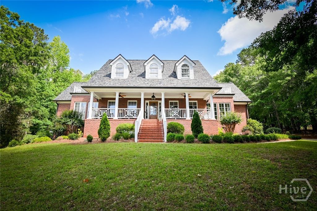 Photo of 1040 Thornwell Court, Athens, GA 30606 (MLS # CL356465)