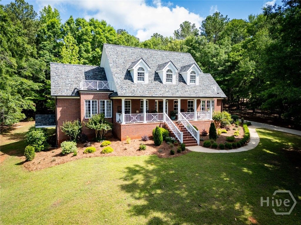 Photo of 1040 Thornwell Court, Athens, GA 30606 (MLS # CL356465)