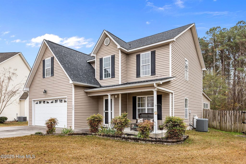 Photo of 200 Bright Leaf Lane, Jacksonville, NC 28540 (MLS # 100544220)