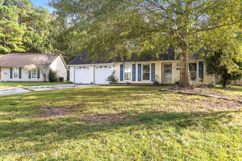 Photo of 257 Bayberry Court, Jacksonville, NC 28540 (MLS # 100539882)