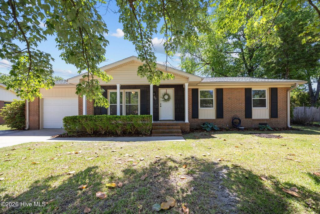 Photo of 202 Stratford Road, Havelock, NC 28532 (MLS # 100569005)