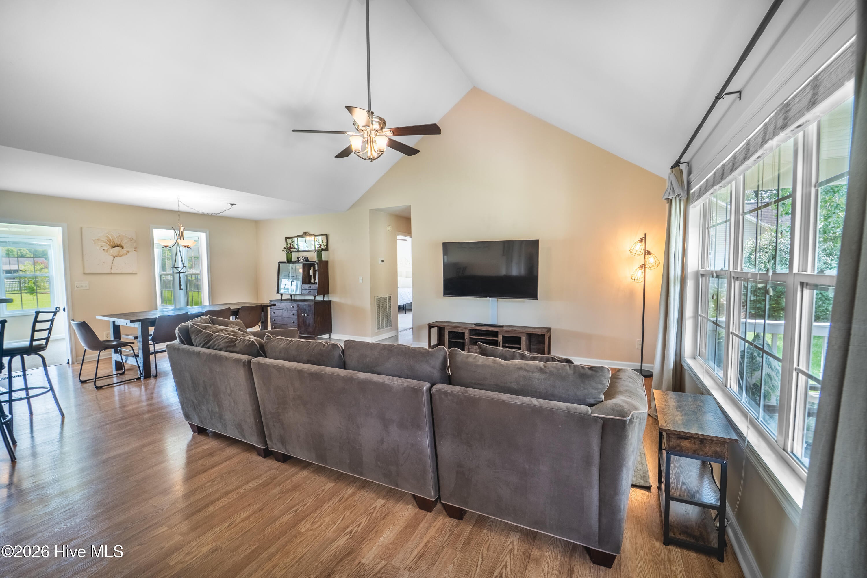218 Oakmont Drive
