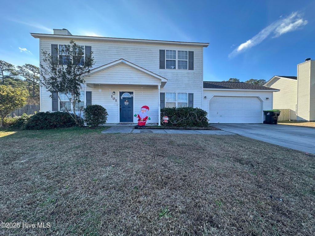 Photo of 101 Spain Drive, Hubert, NC 28539 (MLS # 100545130)