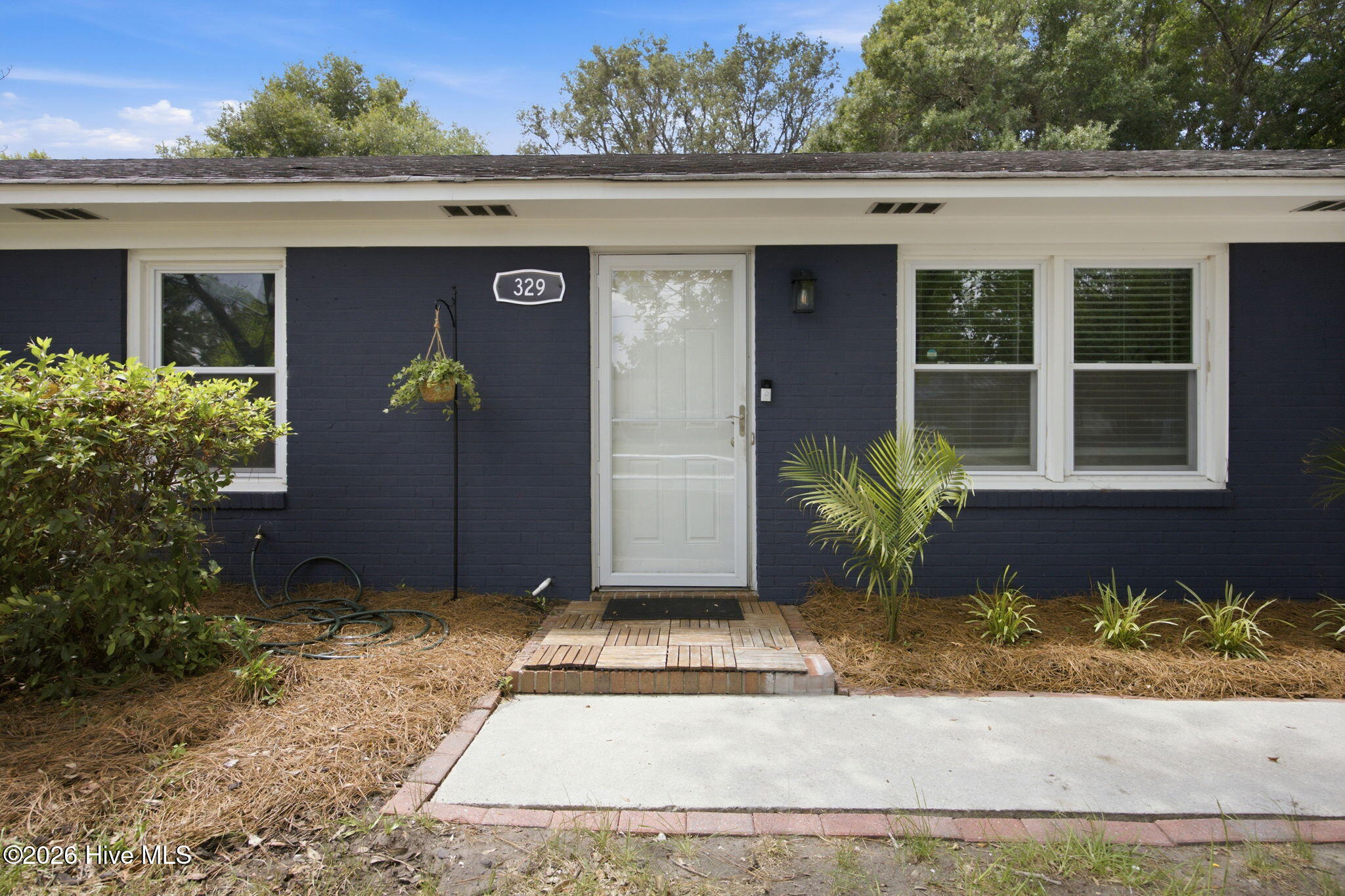 329 Cathay Road