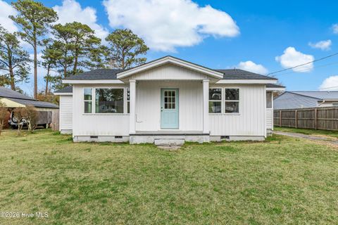 Photo of 204 N Mcrae Street, Burgaw, NC 28425 (MLS # 100556797)
