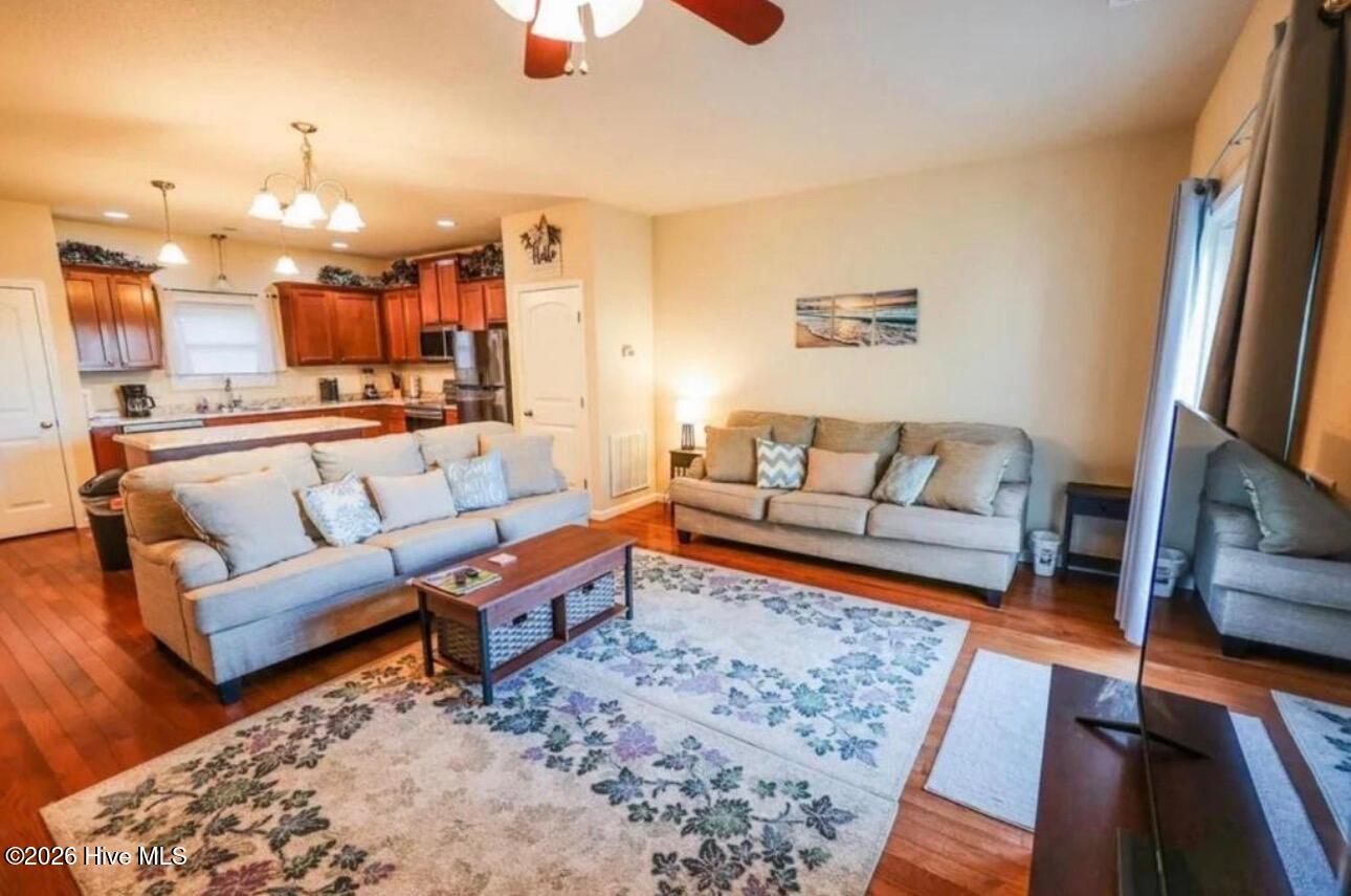 205 Lancer Court